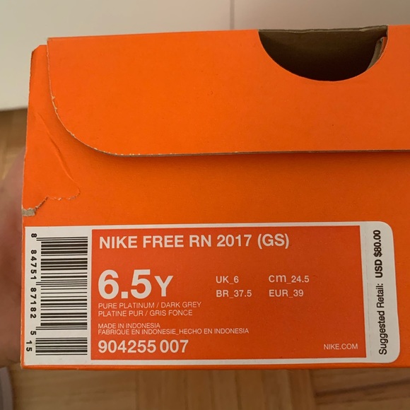 BRAND NEW Nike Free RN Size 6.5Y (Woman size 8) - Picture 5 of 7